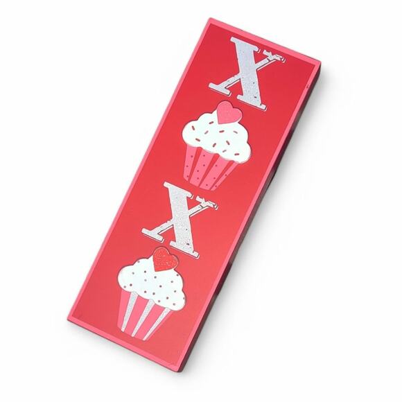 Valentine's Day XOXO Cupcakes Sprinkles Hot Pink Vertical Wall Decor - Picture 1 of 12